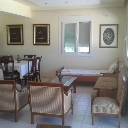 Luxurius Independent 3Rd Floor In Villa Pefkali